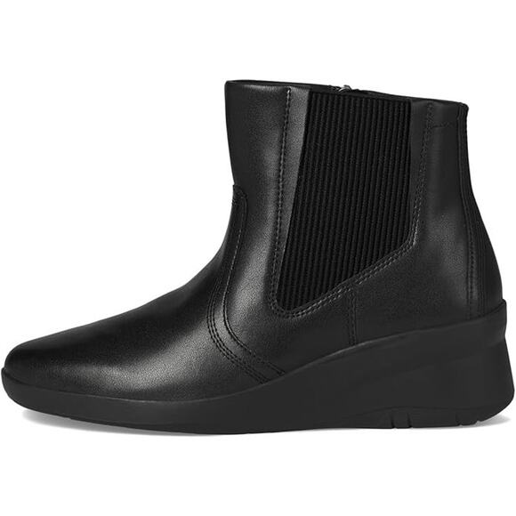 CLARKS Women's Sttyn Rae Wedge Heel Booties Black Leather Sz 9 - Picture 3 of 11